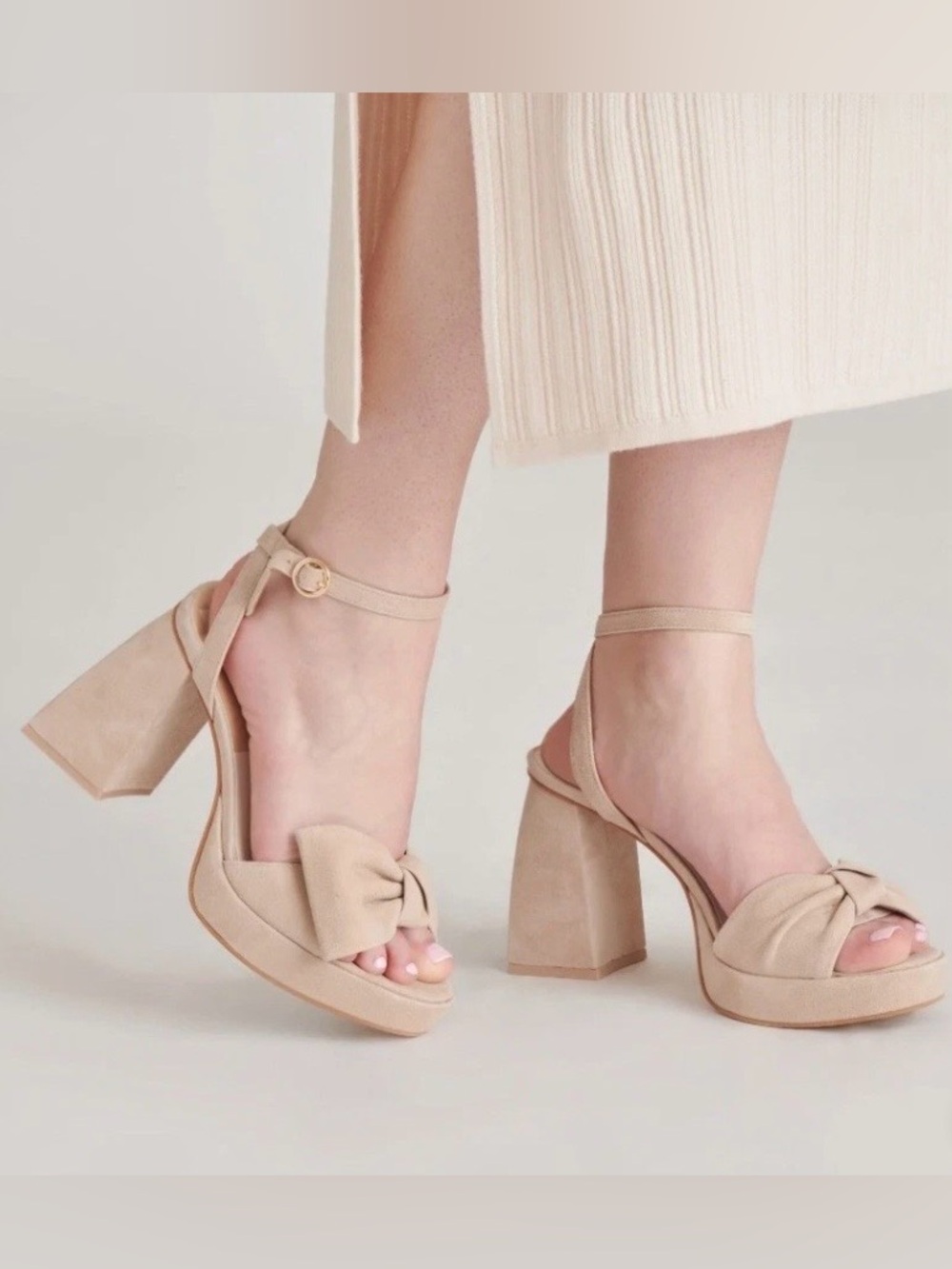Dolce Vita Women’s 8.5 Suede Beige Bow Block Heel Sandals with Ankle Strap